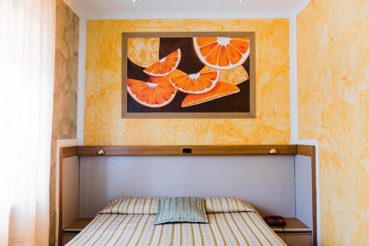 Hotel Royal Viverone Exterior foto